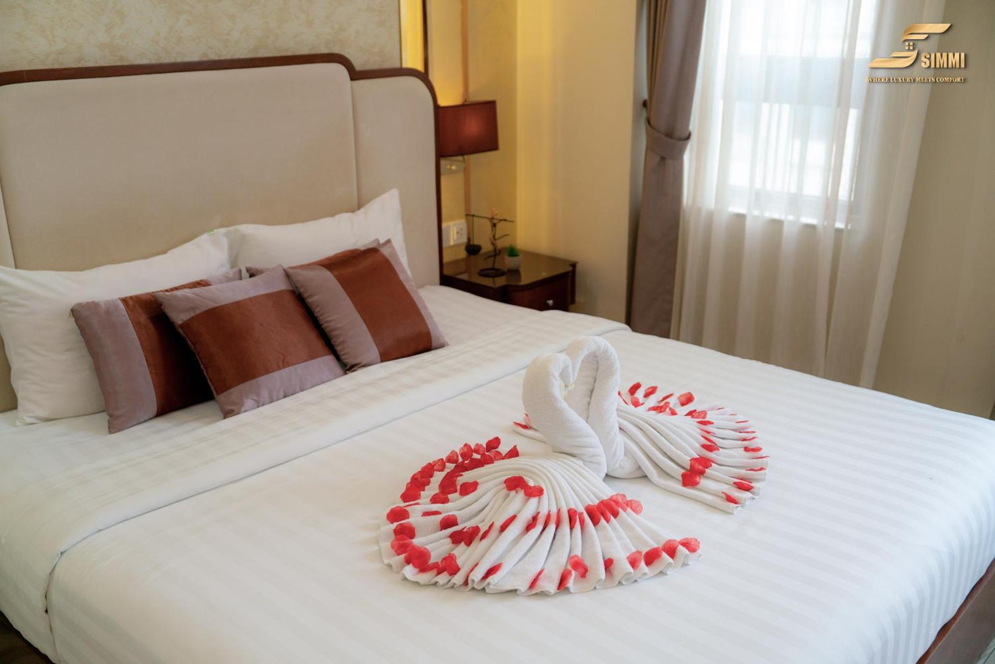 Simmi 6 & 3* Ho Chi Minh City